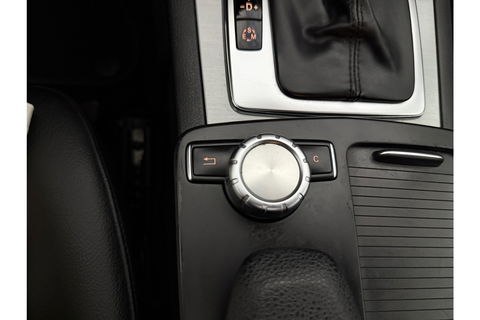 Mercedes-Benz C-Klasse 180 Business Class Avantgarde AMG 157PK Pano Trekhaak Clima Cruise Navi PDC 17''LMV