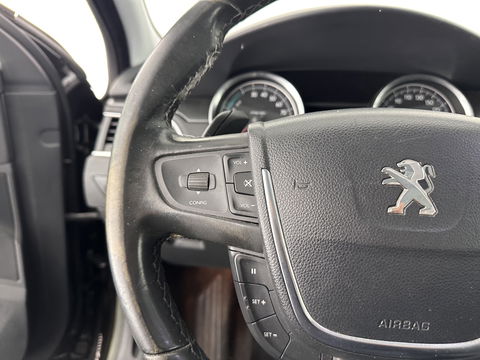 Peugeot 508 2.0 HDi Blue Lease Premium Hybrid4 Aut. *HEAD-UP | 1/2LEATHER | XENON | COMFORT-SEATS | KEYLESS | NAVI-FULLMAP | ECC | PDC | CRUISE | 17''ALU*