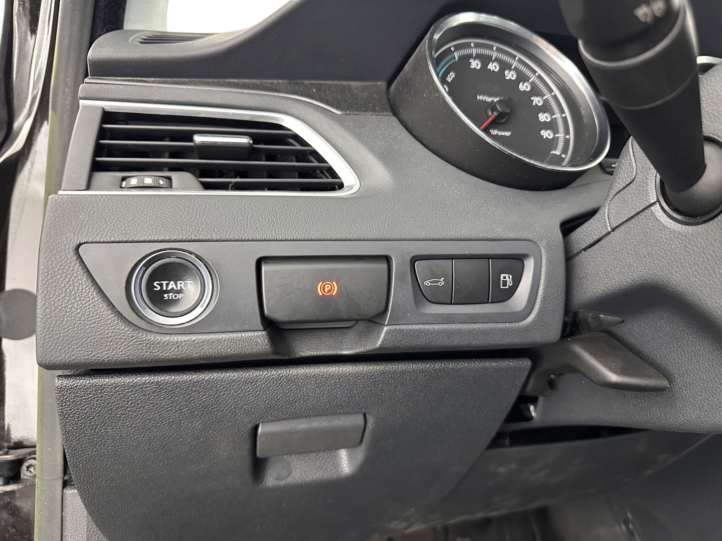 Peugeot 508 2.0 HDi Blue Lease Premium Hybrid4 Aut. *HEAD-UP | 1/2LEATHER | XENON | COMFORT-SEATS | KEYLESS | NAVI-FULLMAP | ECC | PDC | CRUISE | 17''ALU*