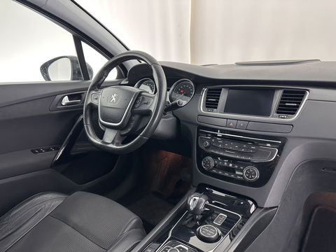 Peugeot 508 2.0 HDi Blue Lease Premium Hybrid4 Aut. *HEAD-UP | 1/2LEATHER | XENON | COMFORT-SEATS | KEYLESS | NAVI-FULLMAP | ECC | PDC | CRUISE | 17''ALU*