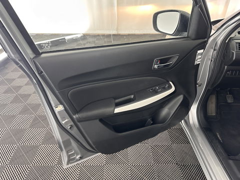 Suzuki Swift 1.2 Comfort *NAVI-FULLMAP | CAMERA | COMFORT/HEATED-SEATS | AIRCO | CRUISE | 16''ALU*