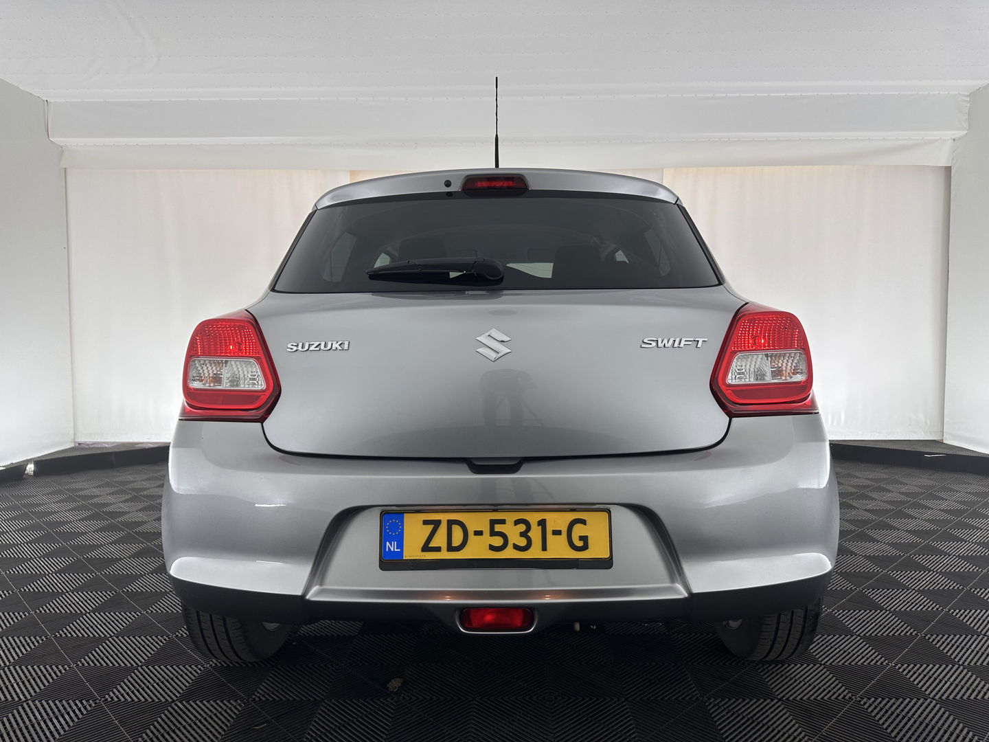 Suzuki Swift 1.2 Comfort *NAVI-FULLMAP | CAMERA | COMFORT/HEATED-SEATS | AIRCO | CRUISE | 16''ALU*