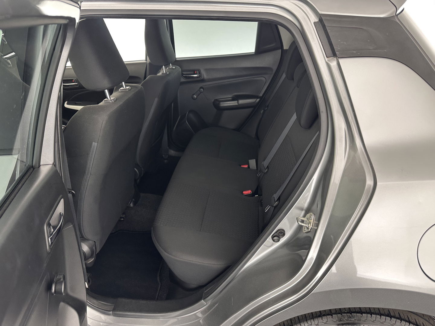 Suzuki Swift 1.2 Comfort *NAVI-FULLMAP | CAMERA | COMFORT/HEATED-SEATS | AIRCO | CRUISE | 16''ALU*