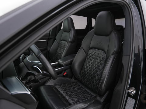 Audi e-tron 55 quattro advanced 95 kWh [ 3-Fase ] (INCL.BTW) (INCL.BTW) *PANO | FULL-LEATHER | FULL-LED | BANG&OLUFSEN | ADAPTIVE-CRUISE | MEMORY-PACK | BLIND-SPOT | TOP-VIEW | KEYLESS | SPORT/HEATED-SEATS | ECC | PDC | TOWBAR | 21''ALU*