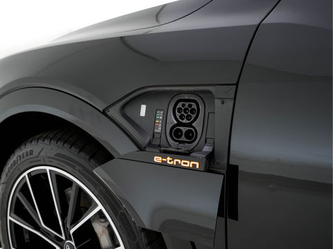 Audi e-tron 55 quattro advanced 95 kWh [ 3-Fase ] (INCL.BTW) (INCL.BTW) *PANO | FULL-LEATHER | FULL-LED | BANG&OLUFSEN | ADAPTIVE-CRUISE | MEMORY-PACK | BLIND-SPOT | TOP-VIEW | KEYLESS | SPORT/HEATED-SEATS | ECC | PDC | TOWBAR | 21''ALU*