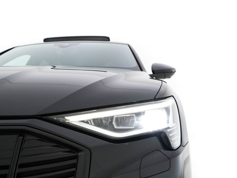 Audi e-tron 55 quattro advanced 95 kWh [ 3-Fase ] (INCL.BTW) (INCL.BTW) *PANO | FULL-LEATHER | FULL-LED | BANG&OLUFSEN | ADAPTIVE-CRUISE | MEMORY-PACK | BLIND-SPOT | TOP-VIEW | KEYLESS | SPORT/HEATED-SEATS | ECC | PDC | TOWBAR | 21''ALU*