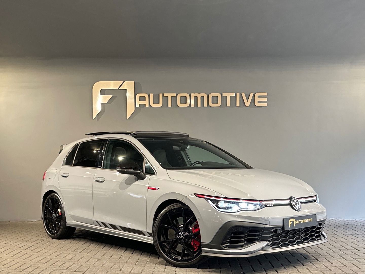 Volkswagen Golf 2.0 TSI GTI Clubsport Pano|H/K|Sfeer|IQ|Keyless