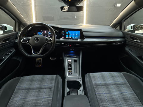 Volkswagen Golf 1.4 eHybrid GTE Pano|Camera|HuD|IQ|Trekhaak