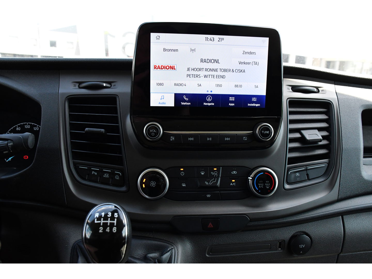 Ford Transit 2.0 TDCI L2H2 Raptor Edition Camera, Cruise, Carplay, 130pk, BLIS, Sensoren, Multimedia, Uniek!