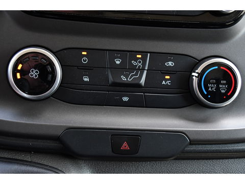 Ford Transit 2.0 TDCI L2H2 Raptor Edition Camera, Cruise, Carplay, 130pk, BLIS, Sensoren, Multimedia, Uniek!