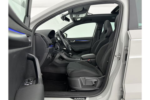 Škoda Karoq 1.5 TSI ACT 150PK Sportline Pano Sfeer Carplay Virtual Camera LED Clima Cruise Navi PDC 19''LMV