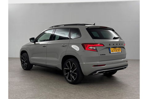 Škoda Karoq 1.5 TSI ACT 150PK Sportline Pano Sfeer Carplay Virtual Camera LED Clima Cruise Navi PDC 19''LMV