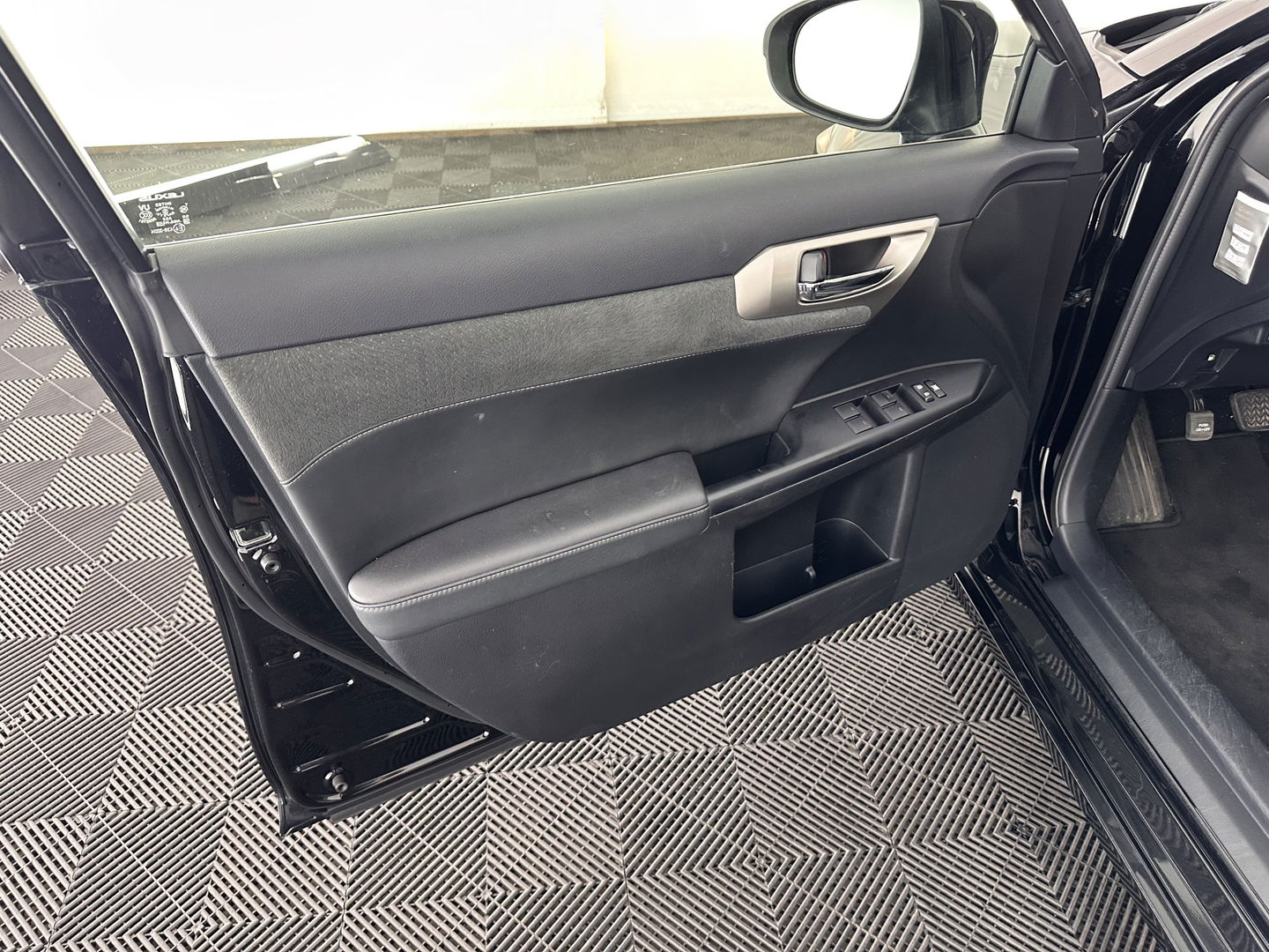 Lexus CT 200h Business Line Aut. *NAVI-FULLMAP | COMFORT-SEATS | CAMERA | ECC | CRUISE | 16''ALU*