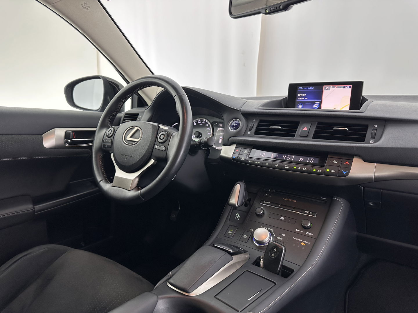 Lexus CT 200h Business Line Aut. *NAVI-FULLMAP | COMFORT-SEATS | CAMERA | ECC | CRUISE | 16''ALU*