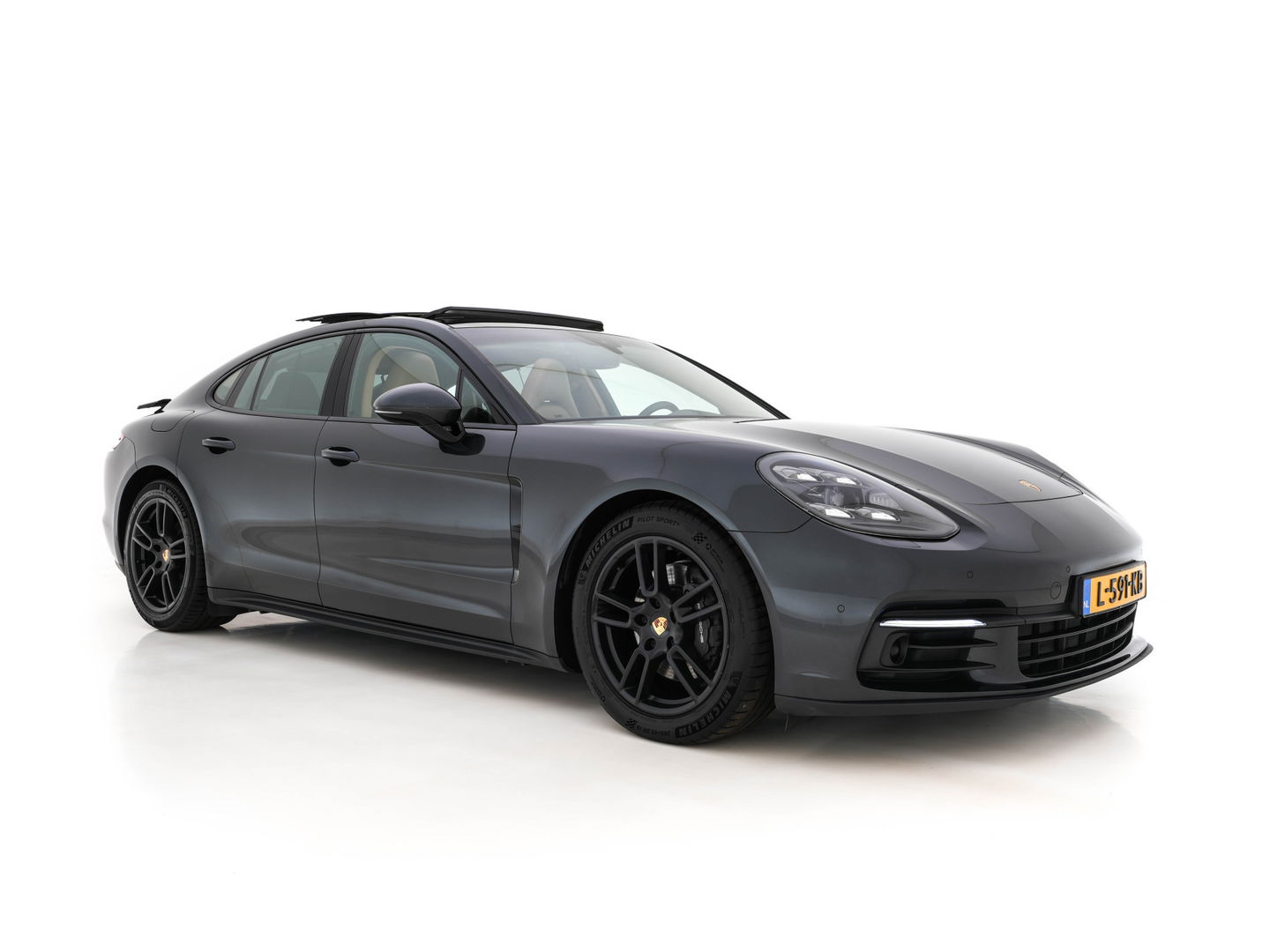 Porsche Panamera 3.0 4 Aut. *PANO | FULL-LEATHER | FULL-LED | ADAPTIVE-CRUISE | BLIND-SPOT | MEMORY-PACK | BOSE-SOUND | AIR-SUSPENSION | COMFORT-SEATS | ECC | PDC | 19''ALU*