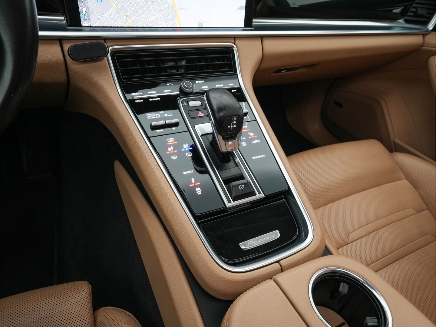 Porsche Panamera 3.0 4 Aut. *PANO | FULL-LEATHER | FULL-LED | ADAPTIVE-CRUISE | BLIND-SPOT | MEMORY-PACK | BOSE-SOUND | AIR-SUSPENSION | COMFORT-SEATS | ECC | PDC | 19''ALU*