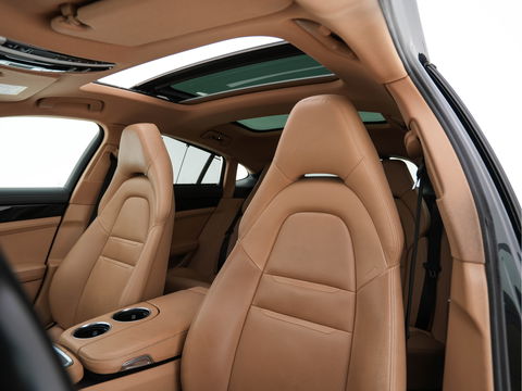 Porsche Panamera 3.0 4 Aut. *PANO | FULL-LEATHER | FULL-LED | ADAPTIVE-CRUISE | BLIND-SPOT | MEMORY-PACK | BOSE-SOUND | AIR-SUSPENSION | COMFORT-SEATS | ECC | PDC | 19''ALU*