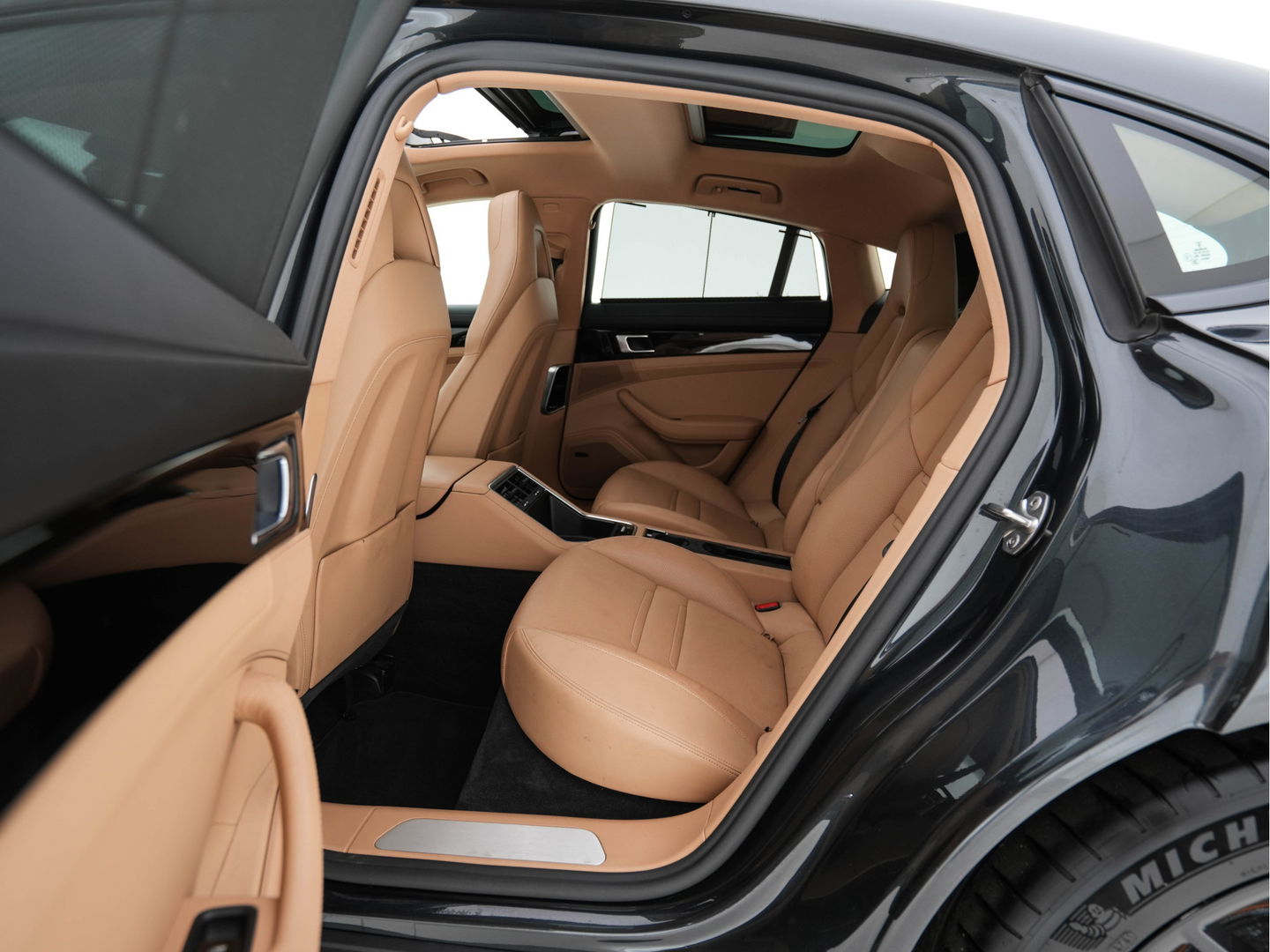 Porsche Panamera 3.0 4 Aut. *PANO | FULL-LEATHER | FULL-LED | ADAPTIVE-CRUISE | BLIND-SPOT | MEMORY-PACK | BOSE-SOUND | AIR-SUSPENSION | COMFORT-SEATS | ECC | PDC | 19''ALU*