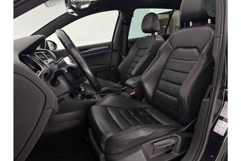 Volkswagen Golf 1.4 TSI GTE 225PK Pano Camera LED Clima Cruise Leder Sfeer Navi 19"LMV PDC