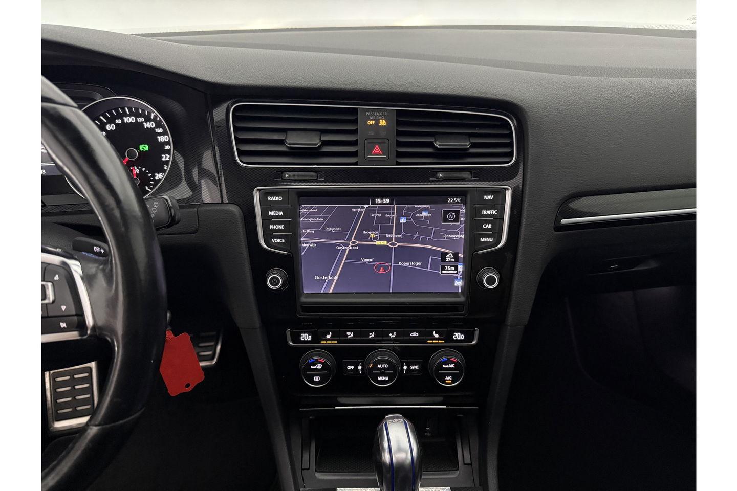 Volkswagen Golf 1.4 TSI GTE 225PK Pano Camera LED Clima Cruise Leder Sfeer Navi 19"LMV PDC