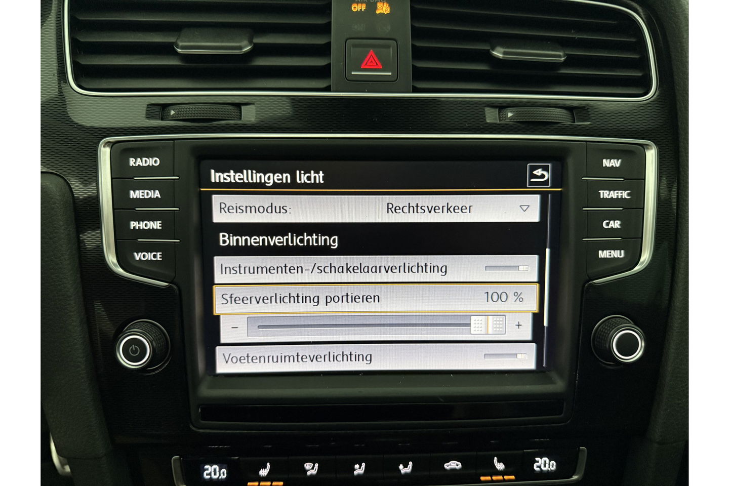 Volkswagen Golf 1.4 TSI GTE 225PK Pano Camera LED Clima Cruise Leder Sfeer Navi 19"LMV PDC
