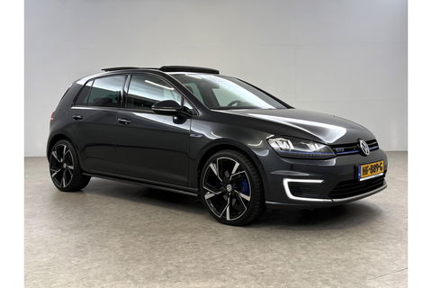 Volkswagen Golf 1.4 TSI GTE 225PK Pano Camera LED Clima Cruise Leder Sfeer Navi 19"LMV PDC