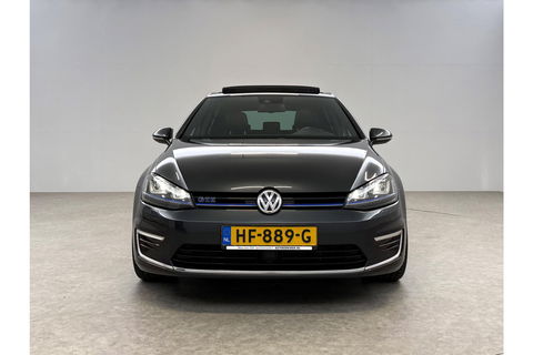 Volkswagen Golf 1.4 TSI GTE 225PK Pano Camera LED Clima Cruise Leder Sfeer Navi 19"LMV PDC