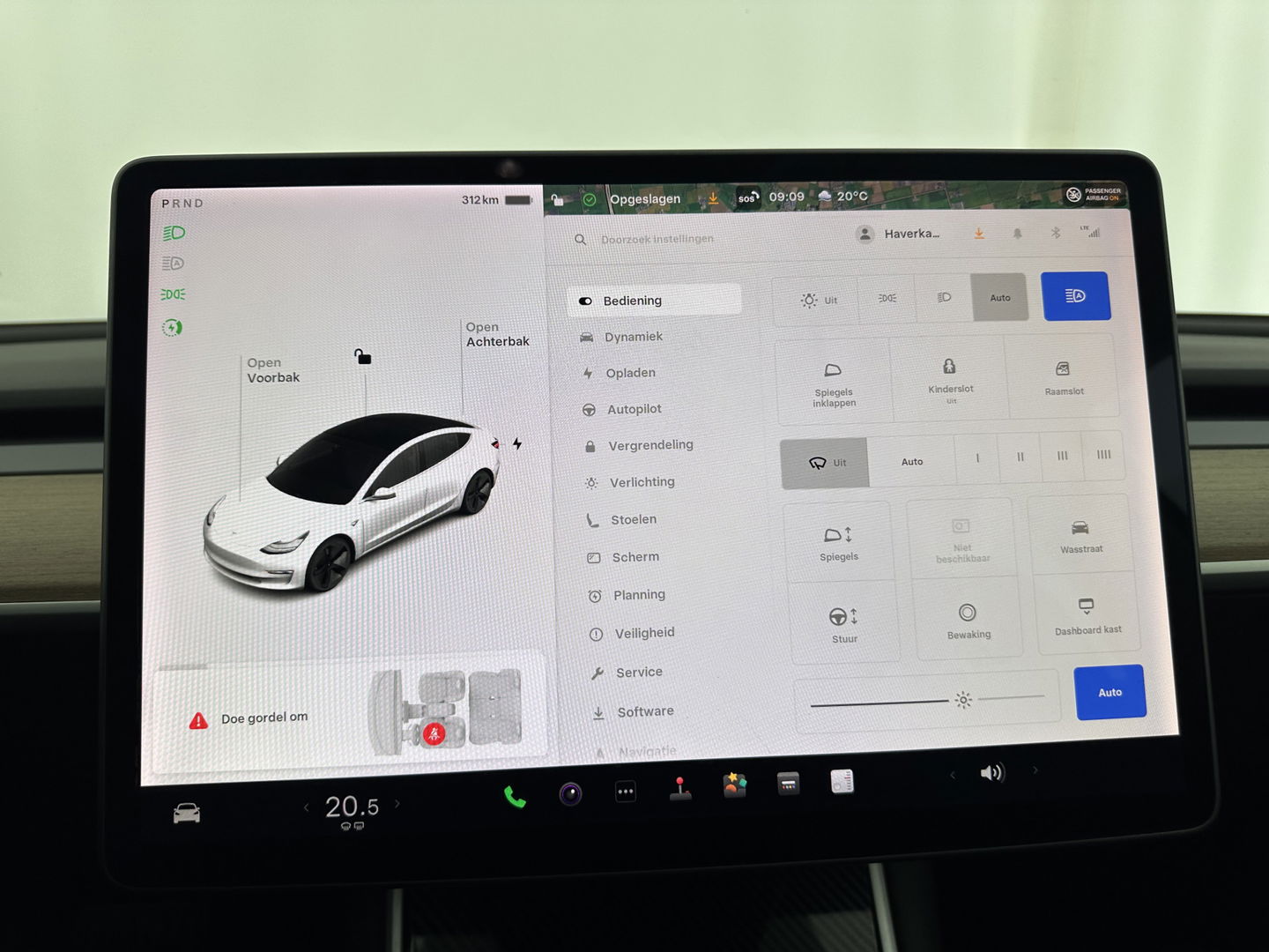 Tesla Model 3 Standard RWD Plus 60 kWh [ 3-Fase ] (INCL-BTW) Aut. *PANO | AUTO-PILOT | LUXURY-LEATHER | KEYLESS | FULL-LED | MEMORY-PACK | SURROUND-VIEW | DAB | CARPLAY | DIGI-COCKPIT | LANE-ASSIST | COMFORT-SEATS | 18"ALU*