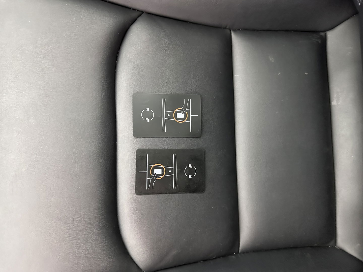 Tesla Model 3 Standard RWD Plus 60 kWh [ 3-Fase ] (INCL-BTW) Aut. *PANO | AUTO-PILOT | LUXURY-LEATHER | KEYLESS | FULL-LED | MEMORY-PACK | SURROUND-VIEW | DAB | CARPLAY | DIGI-COCKPIT | LANE-ASSIST | COMFORT-SEATS | 18"ALU*