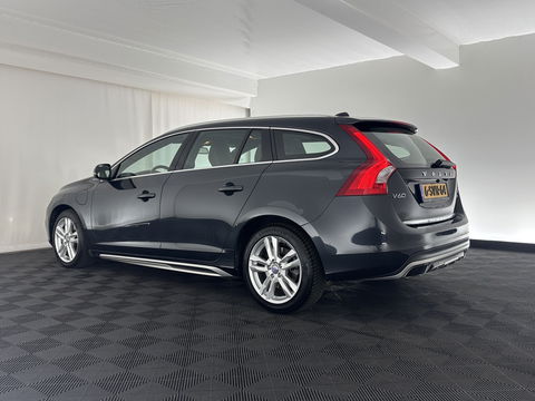 Volvo V60 2.4 D6 AWD Plug-In Hybrid Summum AIRCO DEFECT Aut. *PANO | LUXURY-LEATHER | XENON | MEMORY-PACK | COMFORT/HEATED-SEATS | NAVI-FULLMAP | CAMERA | ECC | PDC | CRUISE | 17''ALU*