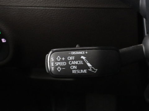 Škoda Superb 1.4 TSI iV Laurin & Klement | Leder | Trekhaak | Adaptive cruise | Stoelverwarming | Canton Sound | Virtual Cockpit | Navigatie | Memory | Achterbankverwarming | Full LED | Keyless | Carplay | PHEV