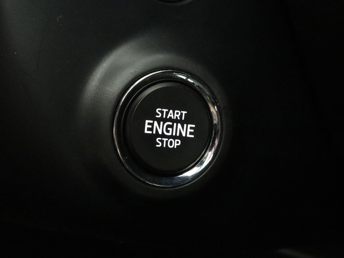 Škoda Superb 1.4 TSI iV Laurin & Klement | Leder | Trekhaak | Adaptive cruise | Stoelverwarming | Canton Sound | Virtual Cockpit | Navigatie | Memory | Achterbankverwarming | Full LED | Keyless | Carplay | PHEV