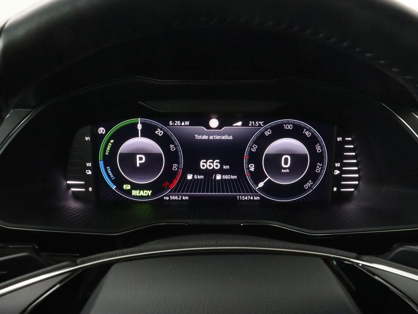 Škoda Superb 1.4 TSI iV Laurin & Klement | Leder | Trekhaak | Adaptive cruise | Stoelverwarming | Canton Sound | Virtual Cockpit | Navigatie | Memory | Achterbankverwarming | Full LED | Keyless | Carplay | PHEV