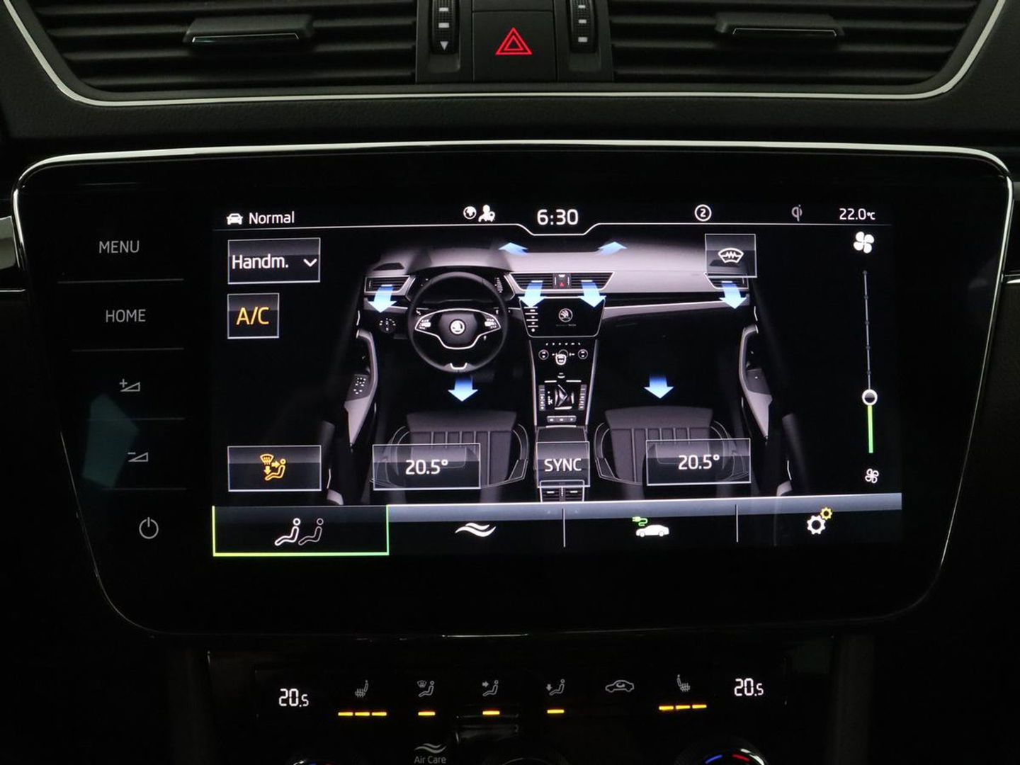 Škoda Superb 1.4 TSI iV Laurin & Klement | Leder | Trekhaak | Adaptive cruise | Stoelverwarming | Canton Sound | Virtual Cockpit | Navigatie | Memory | Achterbankverwarming | Full LED | Keyless | Carplay | PHEV