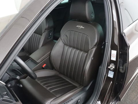Škoda Superb 1.4 TSI iV Laurin & Klement | Leder | Trekhaak | Adaptive cruise | Stoelverwarming | Canton Sound | Virtual Cockpit | Navigatie | Memory | Achterbankverwarming | Full LED | Keyless | Carplay | PHEV