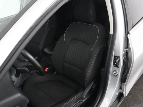 Ford Focus 1.0 EcoBoost Hybrid Titanium X | Stoel & stuurverwarming | Camera | Digital Cockpit | Carplay | Navigatie | Climate control