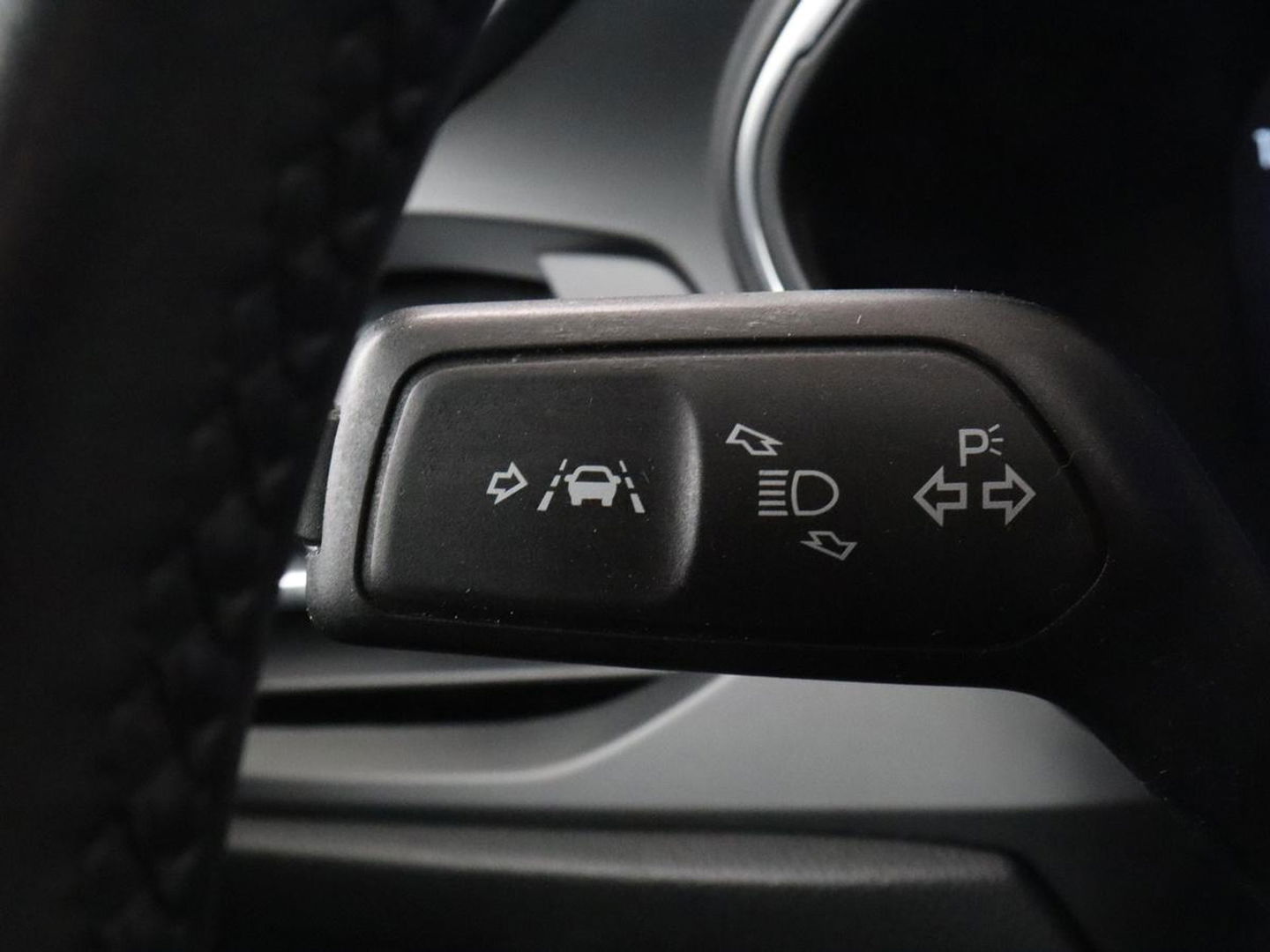 Ford Focus 1.0 EcoBoost Hybrid Titanium X | Stoel & stuurverwarming | Camera | Digital Cockpit | Carplay | Navigatie | Climate control