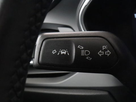 Ford Focus 1.0 EcoBoost Hybrid Titanium X | Stoel & stuurverwarming | Camera | Digital Cockpit | Carplay | Navigatie | Climate control