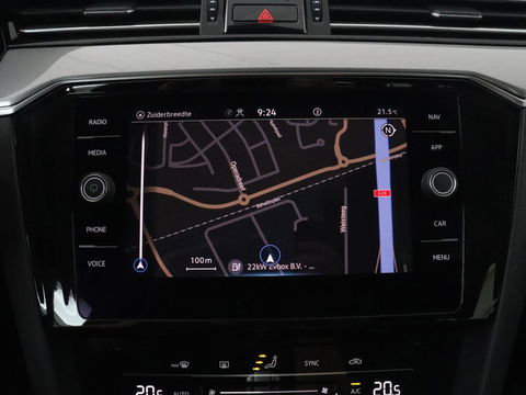 Volkswagen Passat 1.4 TSI PHEV GTE | Adaptive cruise | Camera | Matrix LED | Carplay | Navigatie | Climate control | Parkeerhulp | DAB