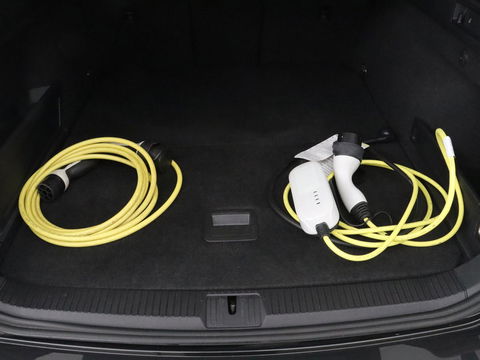 Volkswagen Passat 1.4 TSI PHEV GTE | Adaptive cruise | Camera | Matrix LED | Carplay | Navigatie | Climate control | Parkeerhulp | DAB