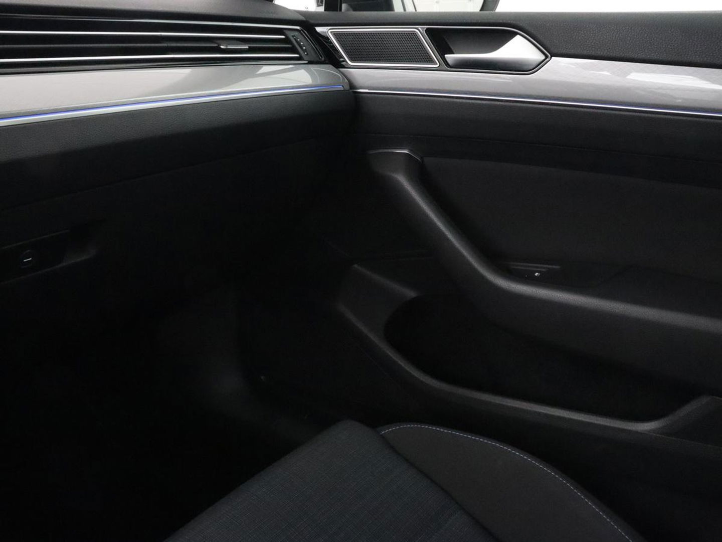 Volkswagen Passat 1.4 TSI PHEV GTE | Adaptive cruise | Camera | Matrix LED | Carplay | Navigatie | Climate control | Parkeerhulp | DAB
