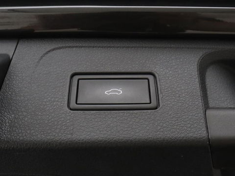 Volkswagen Passat 1.4 TSI PHEV GTE | Adaptive cruise | Camera | Matrix LED | Carplay | Navigatie | Climate control | Parkeerhulp | DAB