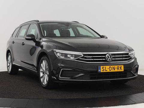 Volkswagen Passat 1.4 TSI PHEV GTE | Adaptive cruise | Camera | Matrix LED | Carplay | Navigatie | Climate control | Parkeerhulp | DAB