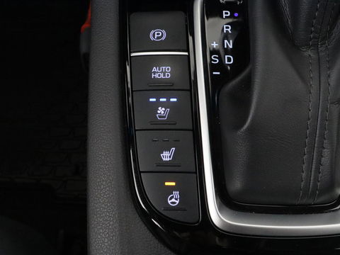 Hyundai IONIQ 1.6 GDi Premium+ | Stoelventilatie | Leder | Trekhaak | Camera | Memory | Infinity Sound | Adaptive cruise | Navigatie | Achterbankverwarming | Keyless | Full LED