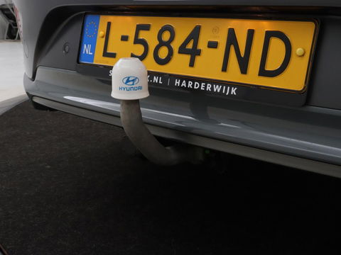 Hyundai IONIQ 1.6 GDi Premium+ | Stoelventilatie | Leder | Trekhaak | Camera | Memory | Infinity Sound | Adaptive cruise | Navigatie | Achterbankverwarming | Keyless | Full LED