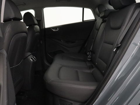Hyundai IONIQ 1.6 GDi Premium+ | Stoelventilatie | Leder | Trekhaak | Camera | Memory | Infinity Sound | Adaptive cruise | Navigatie | Achterbankverwarming | Keyless | Full LED