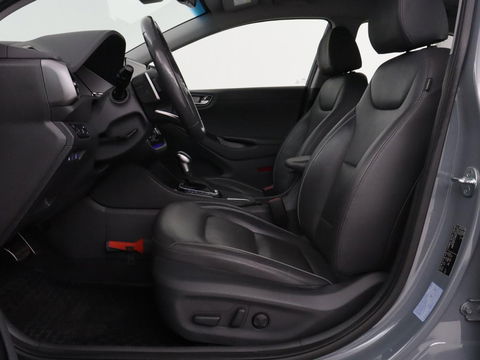 Hyundai IONIQ 1.6 GDi Premium+ | Stoelventilatie | Leder | Trekhaak | Camera | Memory | Infinity Sound | Adaptive cruise | Navigatie | Achterbankverwarming | Keyless | Full LED
