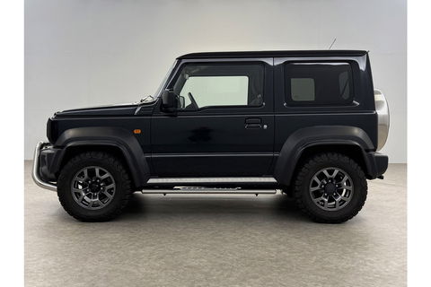 Suzuki Jimny 1.5 Allgrip 4x4 Airco Bullbar Lier Trekhaak Camera Cruise Navi LED Sidebars 4 Persoons 15"LMV