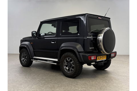Suzuki Jimny 1.5 Allgrip 4x4 Airco Bullbar Lier Trekhaak Camera Cruise Navi LED Sidebars 4 Persoons 15"LMV