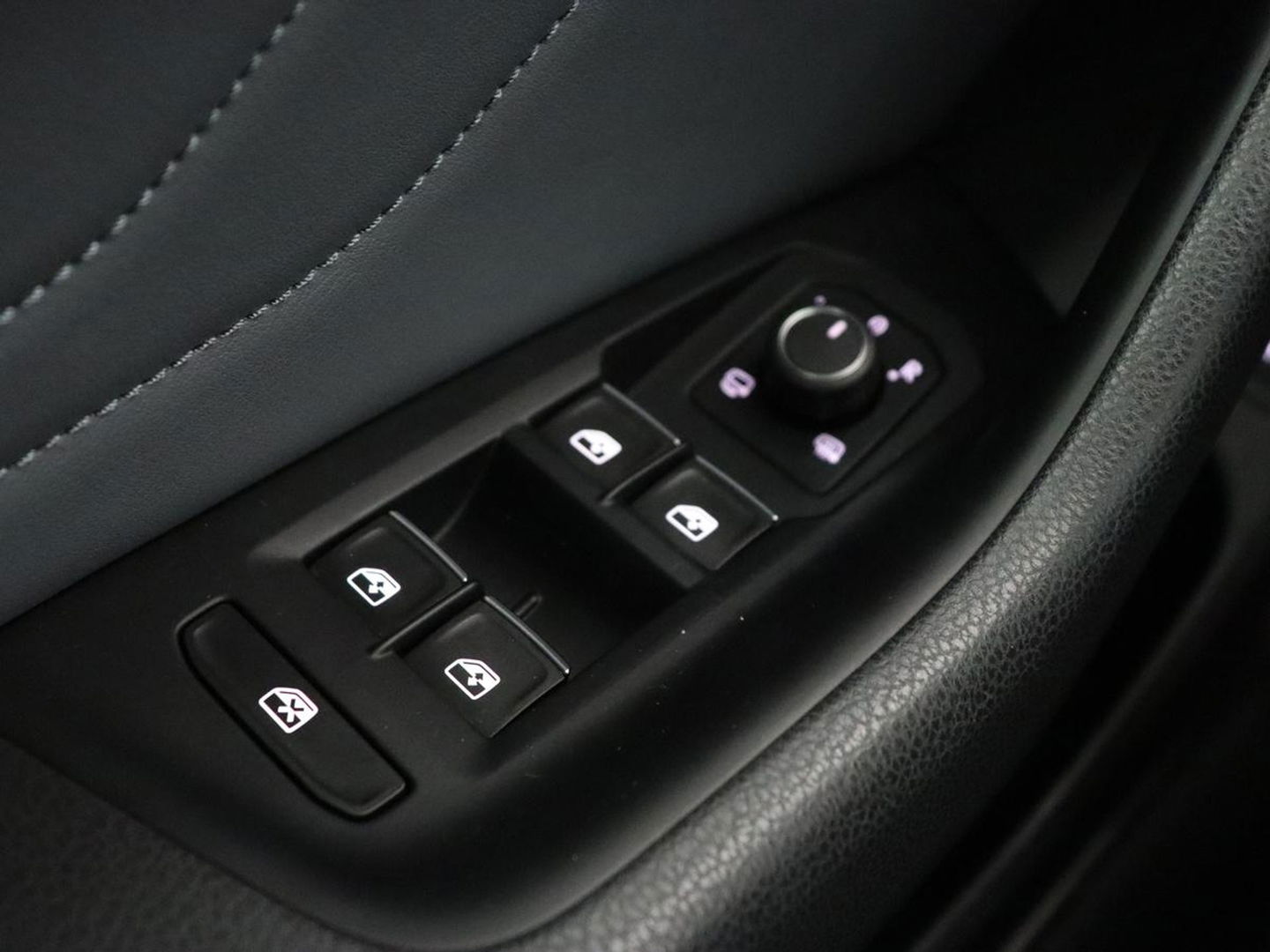 Volkswagen Arteon 2.0 TSI Elegance Business Exclusive | Camera | Head-up | LED | Virtual Cockpit | Pano.Dak | Stoelverwarming |